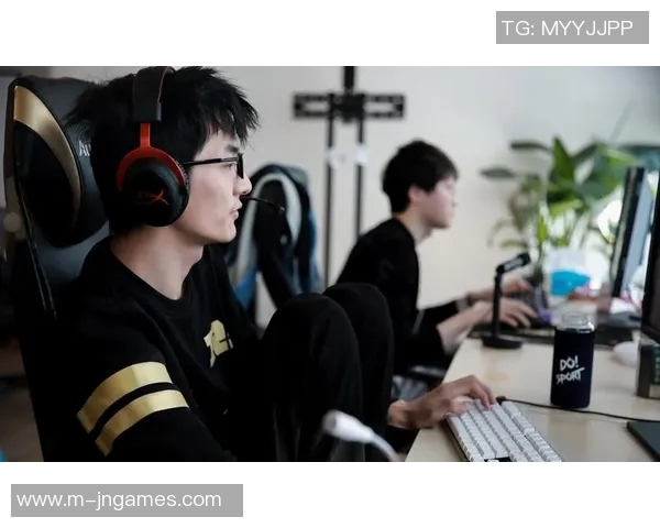 热议DOTA2RNG战队心理素质提升背后的故事与启示
