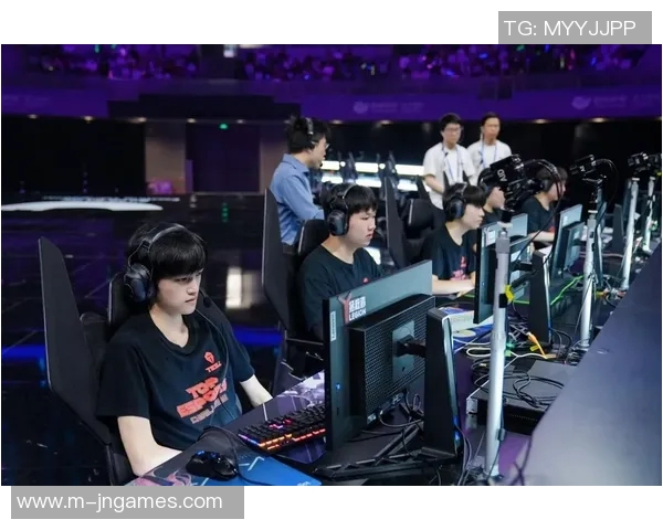 电竞新闻深入探讨TES团队协作模式与其他战队的差异与优势分析