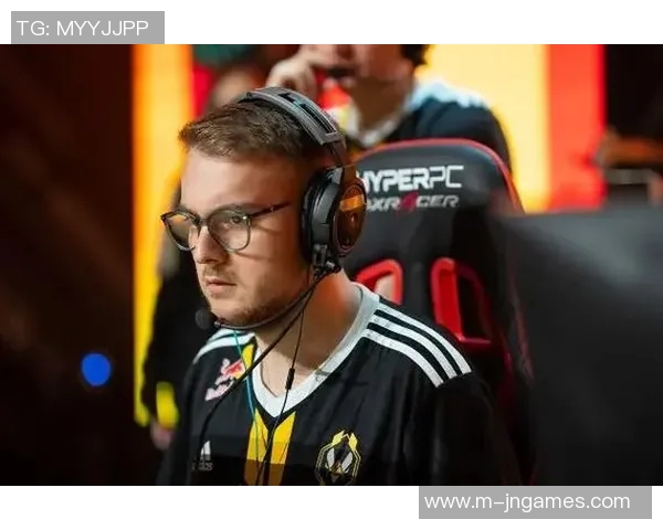 热议CSGOFPX实力变革背后的原因与未来发展趋势分析实时新闻